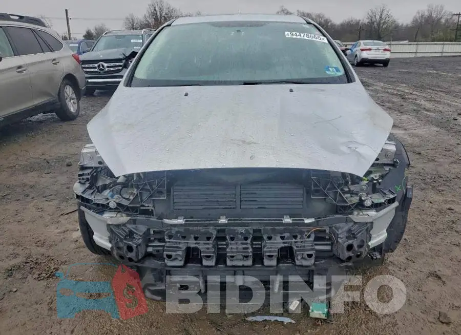 1FADP3H24JL208392 Photo# 5