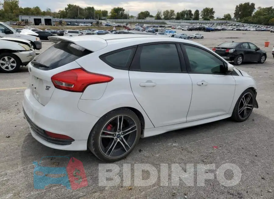 1FADP3L96GL310435 Photo# 3