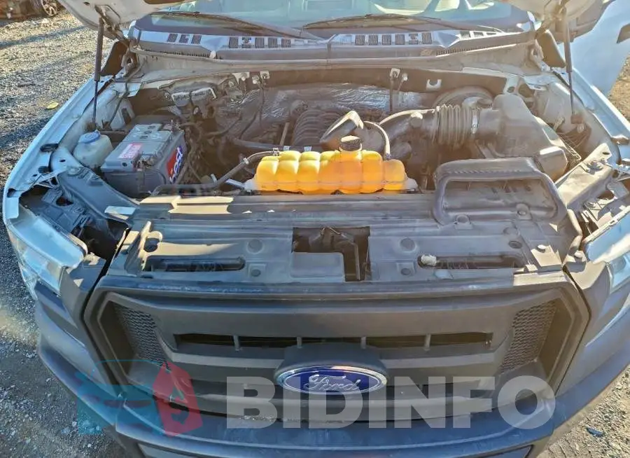 1FTMF1CFXGKF86209 Photo# 11