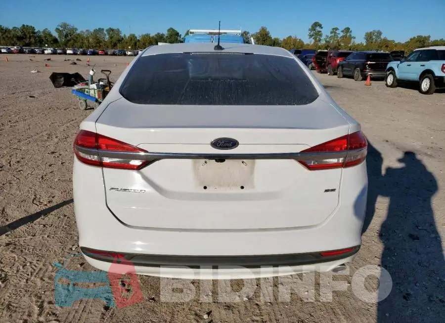 3FA6P0H70HR201924 Photo# 6