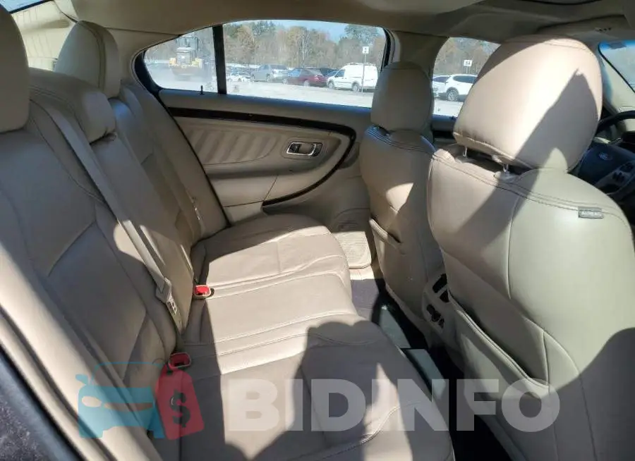 1FAHP2F83JG142039 Photo# 10