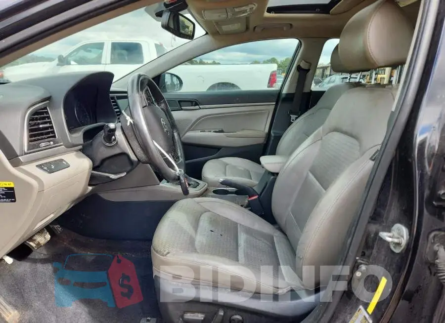 KMHD84LF6HU223872 Photo# 7