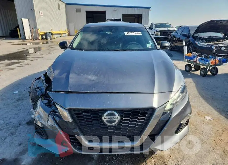 1N4BL4CV1LN321816 Photo# 5
