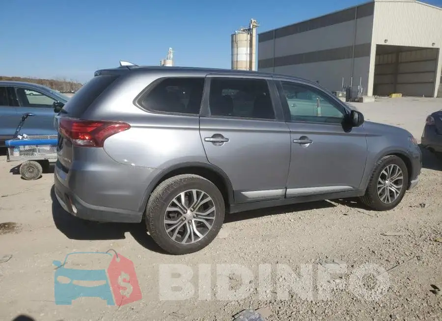 JA4AD2A33JZ054963 Photo# 3