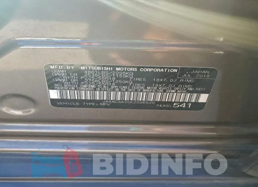 JA4AD3A35KZ006520 Photo# 13
