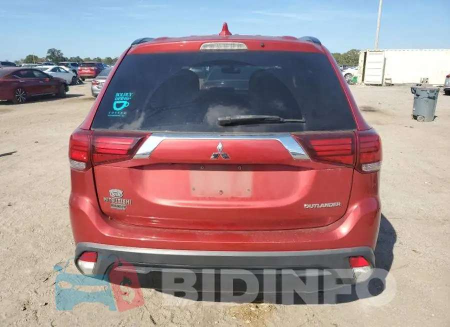 JA4AD3A36KZ031202 Photo# 6