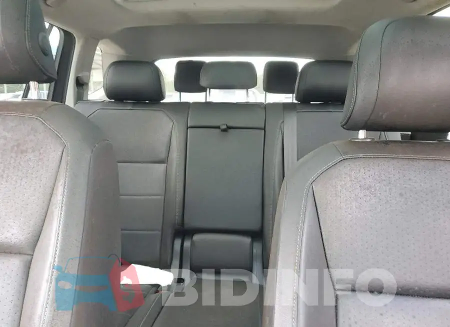 3VV3B7AX8KM127589 Photo# 10