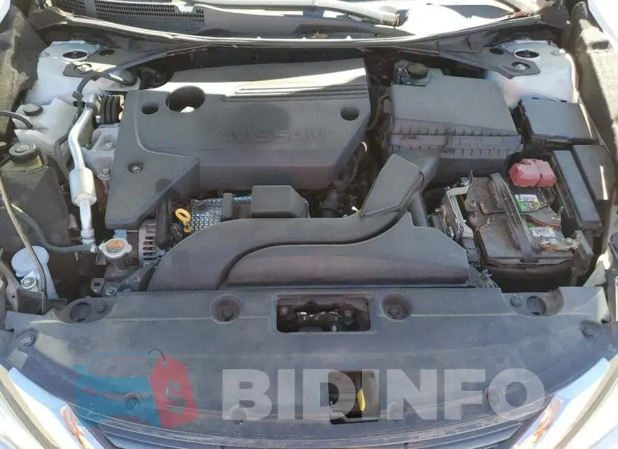 1N4AL3AP8GC250822 Photo# 11