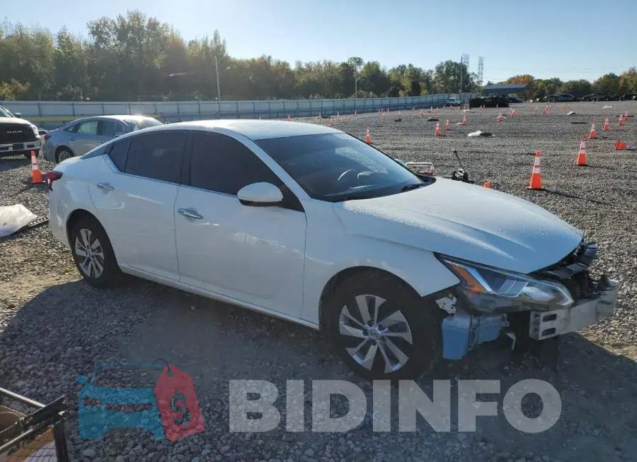 1N4BL4BV6LC156617 Photo# 4