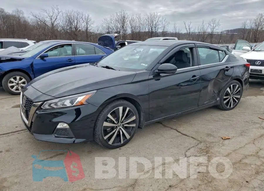 1N4BL4CV5KC217372 Photo# 1