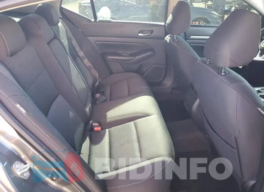 1N4BL4DV8NN311172 Photo# 10