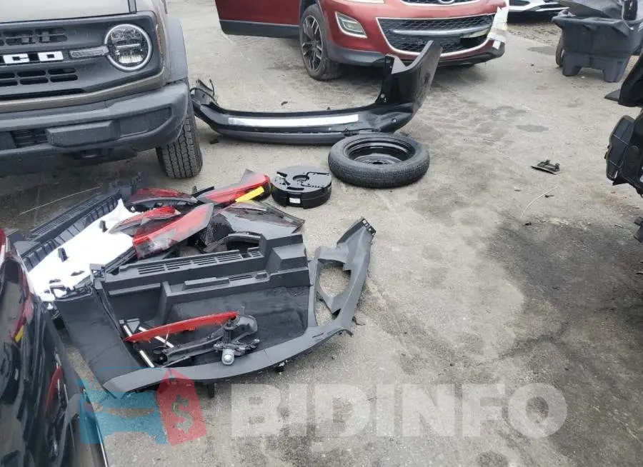 5N1BT3BA9PC937165 Photo# 13