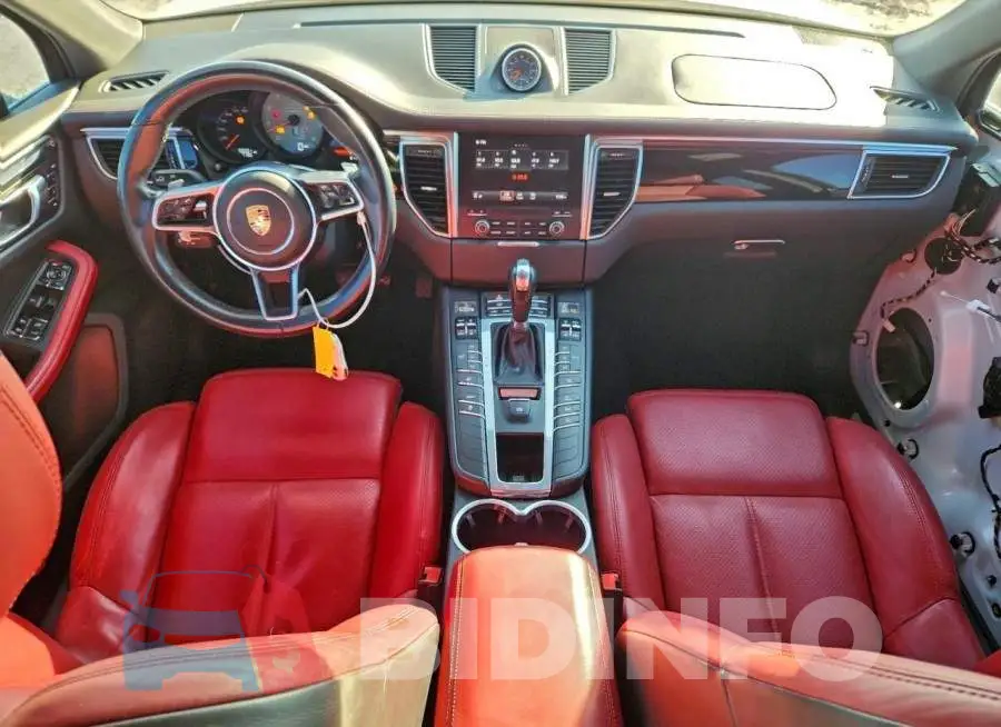 WP1AB2A52JLB36018 Photo# 8