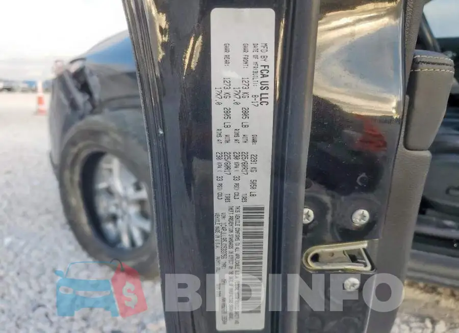 1C4PJLLB5JD533756 Photo# 13
