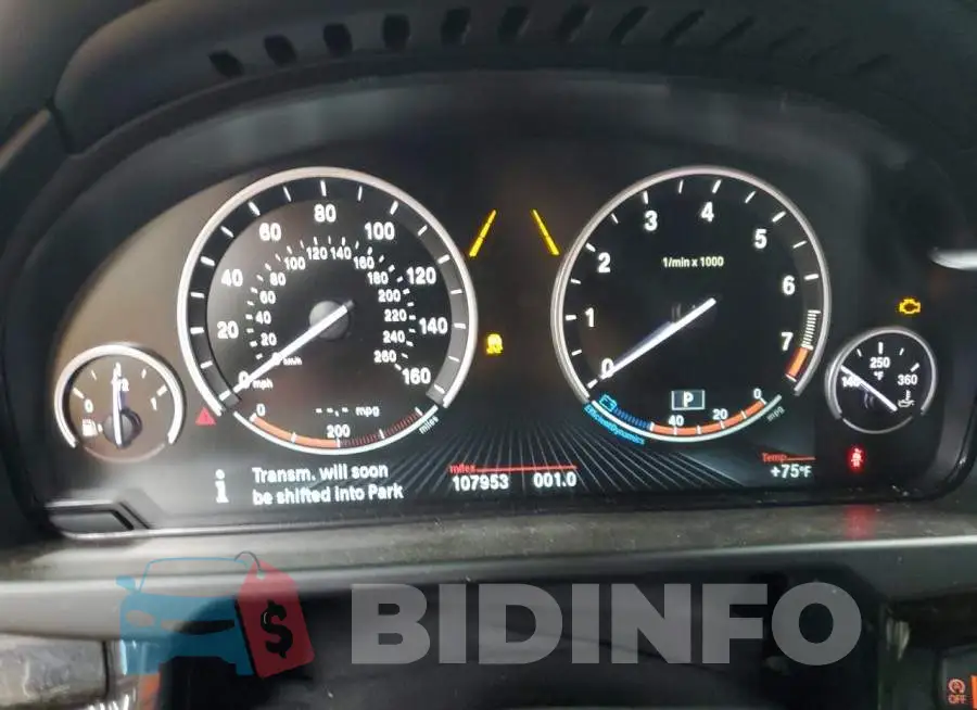 5UXKR6C32H0J85055 Photo# 9