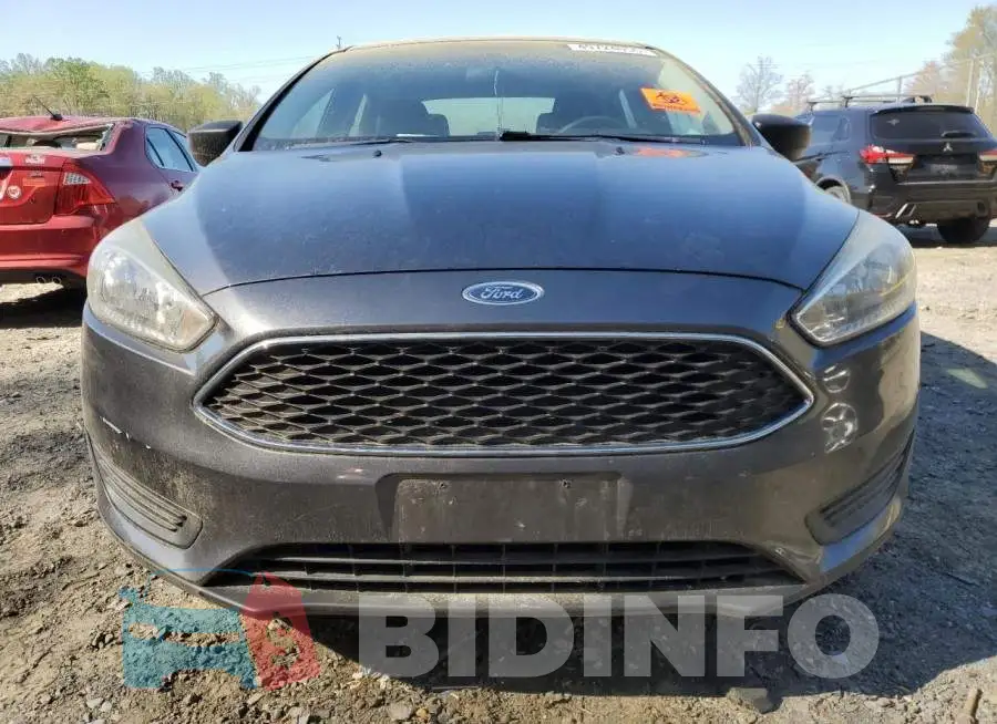 1FADP3E23GL275563 Photo# 5