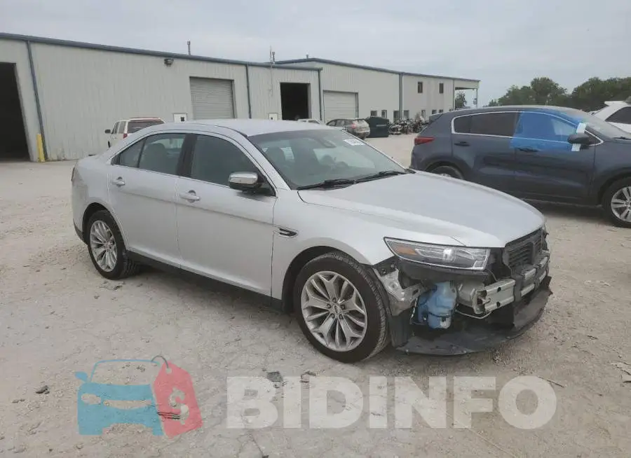 1FAHP2F80JG102243 Photo# 4