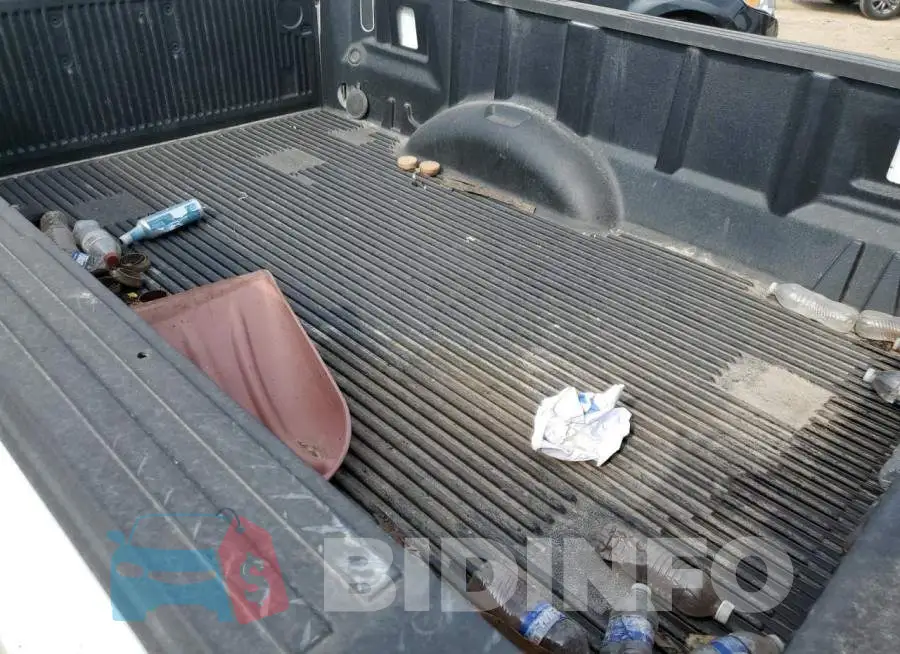 1FTMF1E57JKC12426 Photo# 10