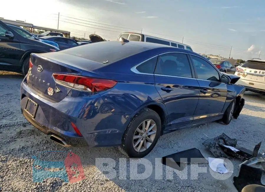 5NPE24AF3KH795514 Photo# 3
