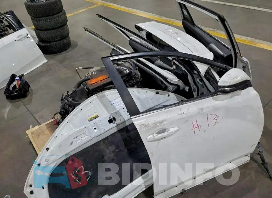 2T3BFREV8HW655837 Photo# 4