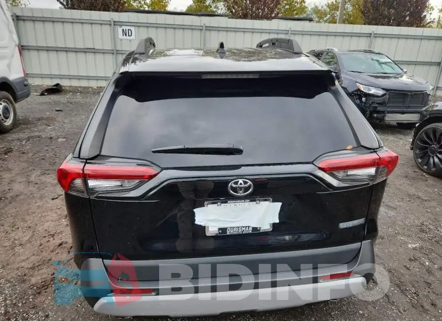 2T3J1RFV6MW211116 Photo# 6
