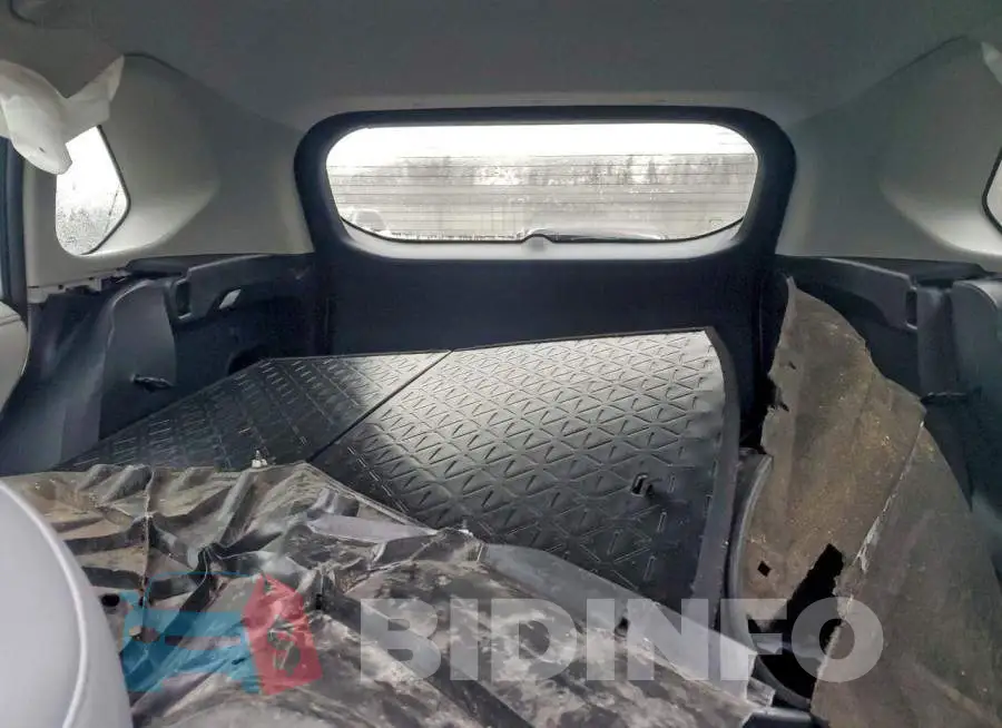 4T3D6RFV2PU108312 Photo# 10
