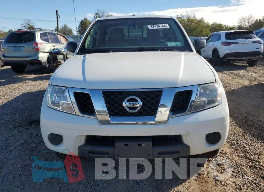 1N6AD0EV6JN753076 Photo# 5