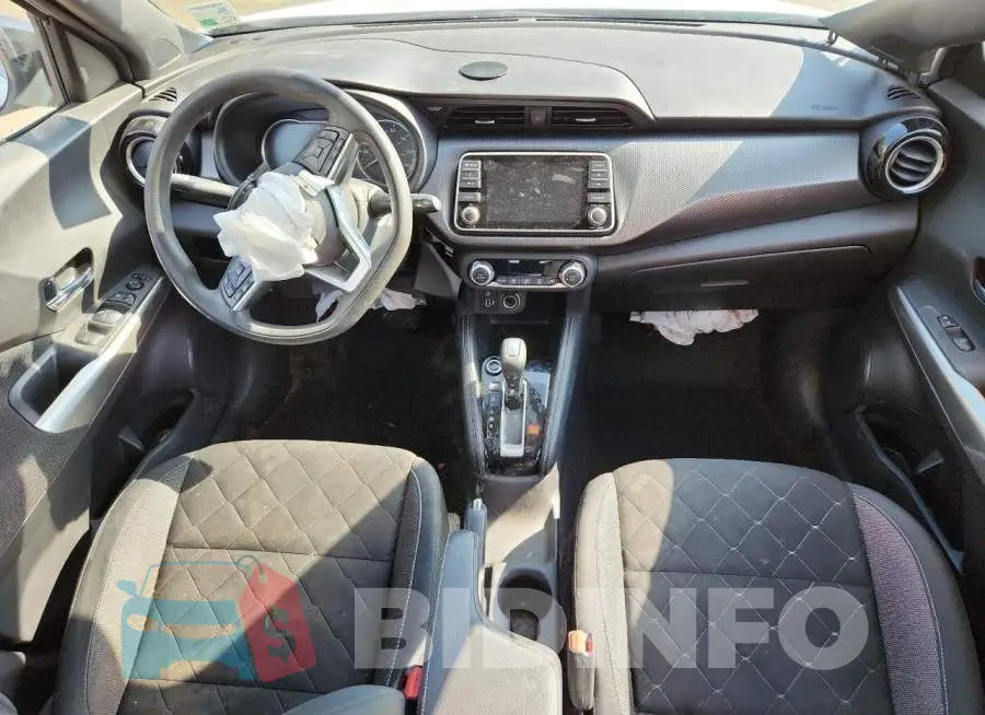 3N1CP5CV3LL498797 Photo# 8