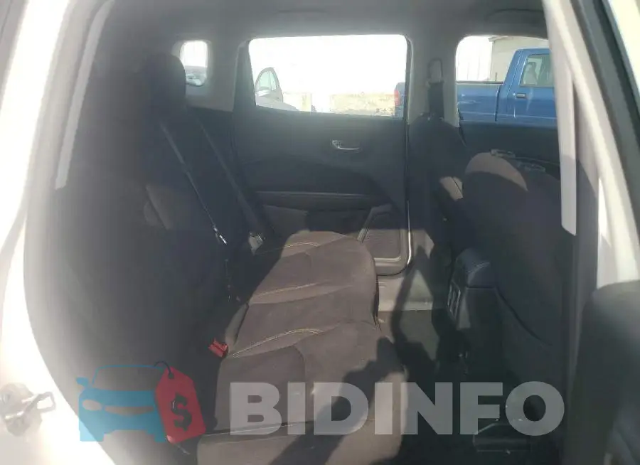 3C4NJDAB8LT238471 Photo# 11
