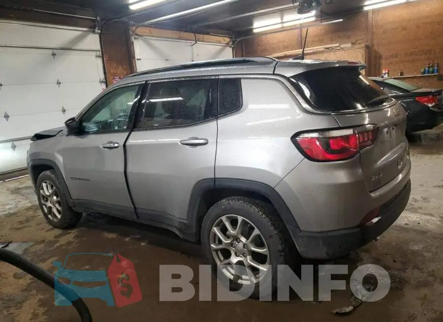 3C4NJDFB8NT201819 Photo# 2