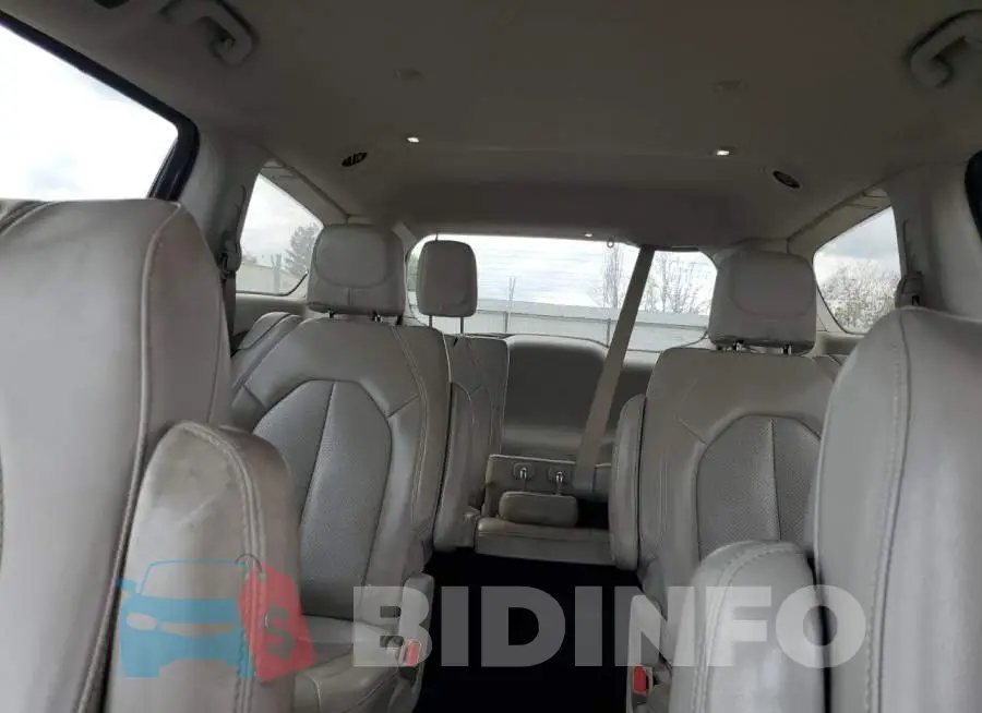 2C4RC1DG3MR551370 Photo# 10