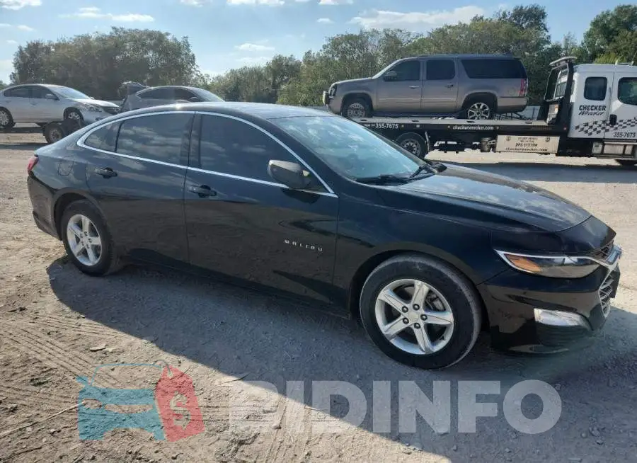 1G1ZB5ST4KF149283 Photo# 4