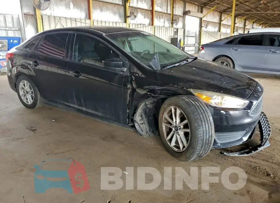 1FADP3F22JL312933 Photo# 4