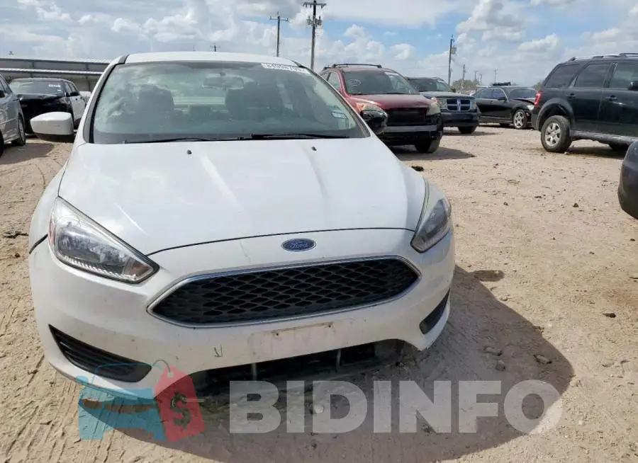1FADP3F23JL208452 Photo# 5