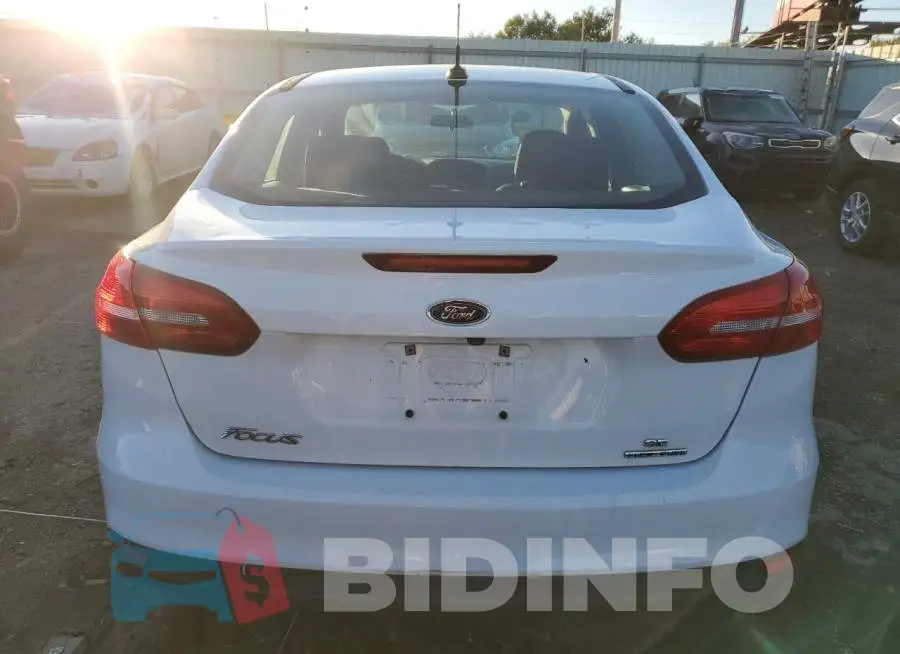 1FADP3F26GL322017 Photo# 6