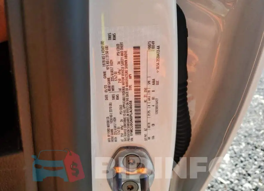 1FMCU0GN8PUA38058 Photo# 12