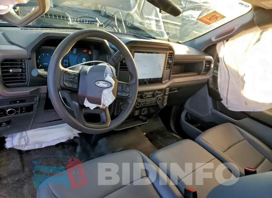1FTMF1LP3SKD14375 Photo# 8