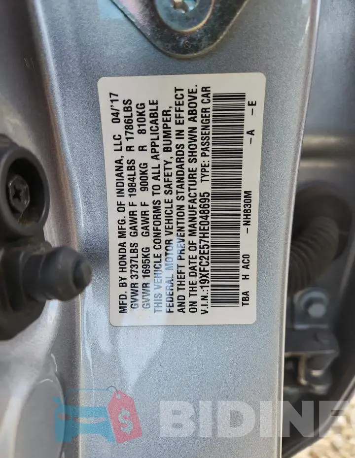 19XFC2E57HE048695 Photo# 12