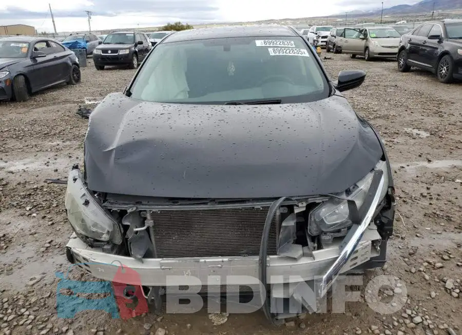 19XFC2F53GE026559 Photo# 5