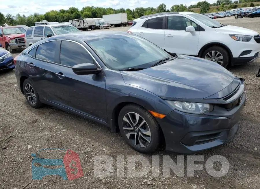 19XFC2F58GE024676 Photo# 4