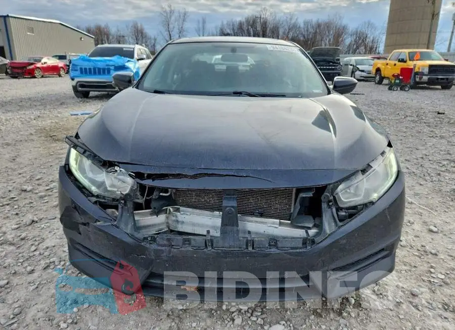 19XFC2F71HE013120 Photo# 5