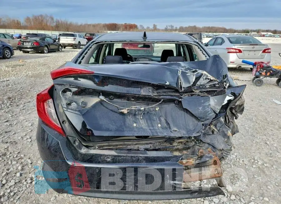 19XFC2F71HE013120 Photo# 6