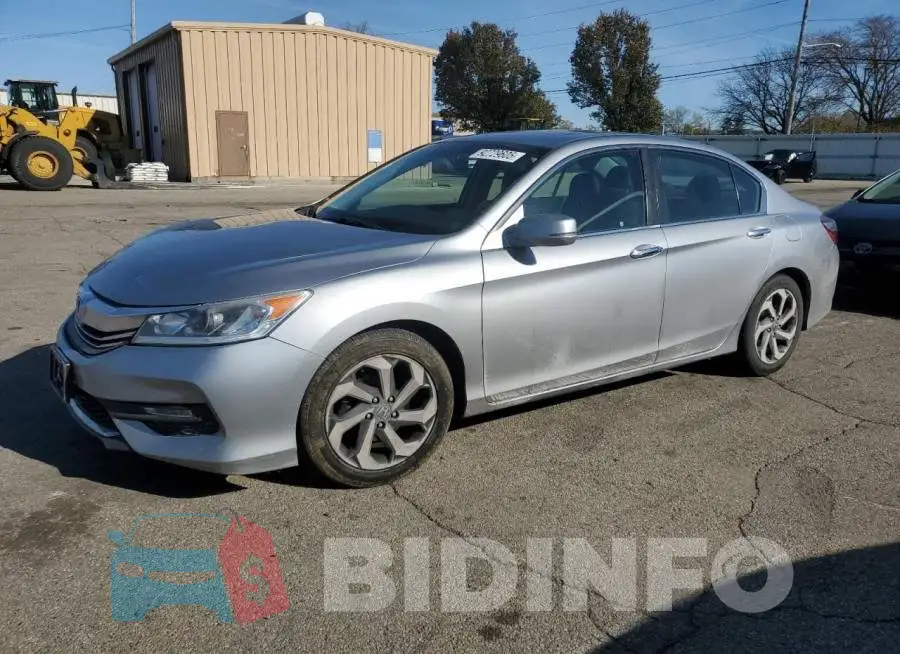 1HGCR2F70HA292842 Photo# 1