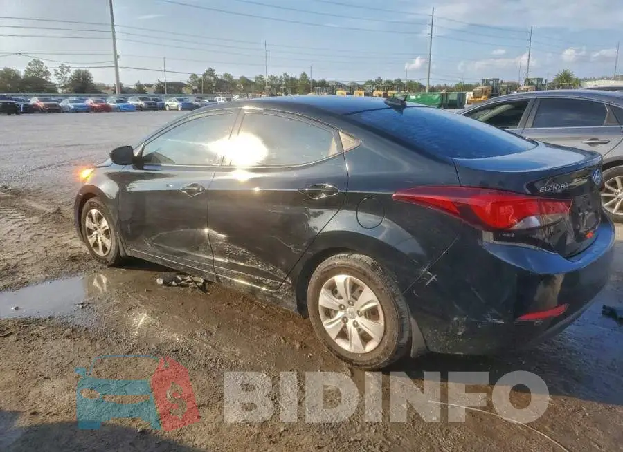 5NPDH4AE2GH774226 Photo# 2