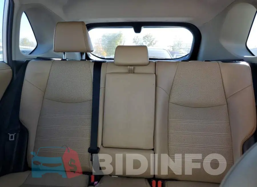 4T3D6RFV4MU038792 Photo# 10