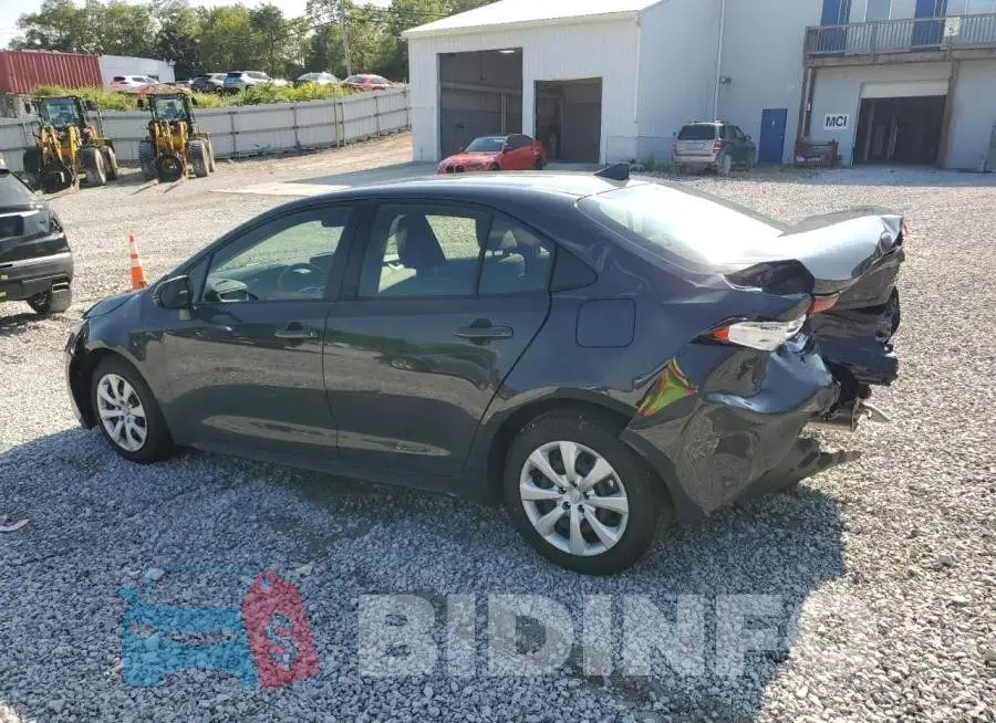 JTDBCMFE3S3092541 Photo# 2