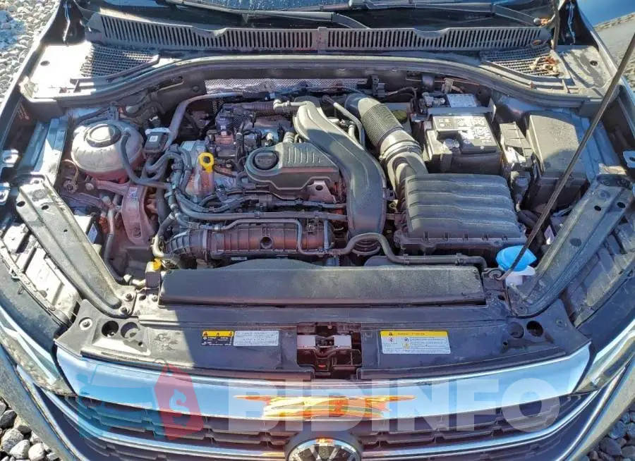 3VW5M7BU9RM070462 Photo# 11