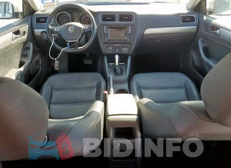 3VWDB7AJ7HM332003 Photo# 8
