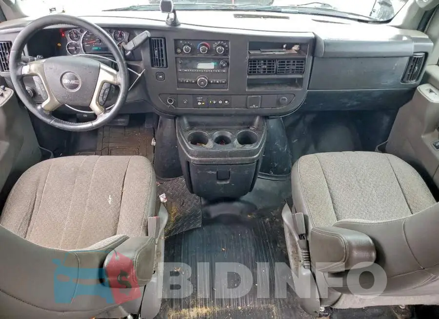 1GTW7AFG1K1147814 Photo# 8