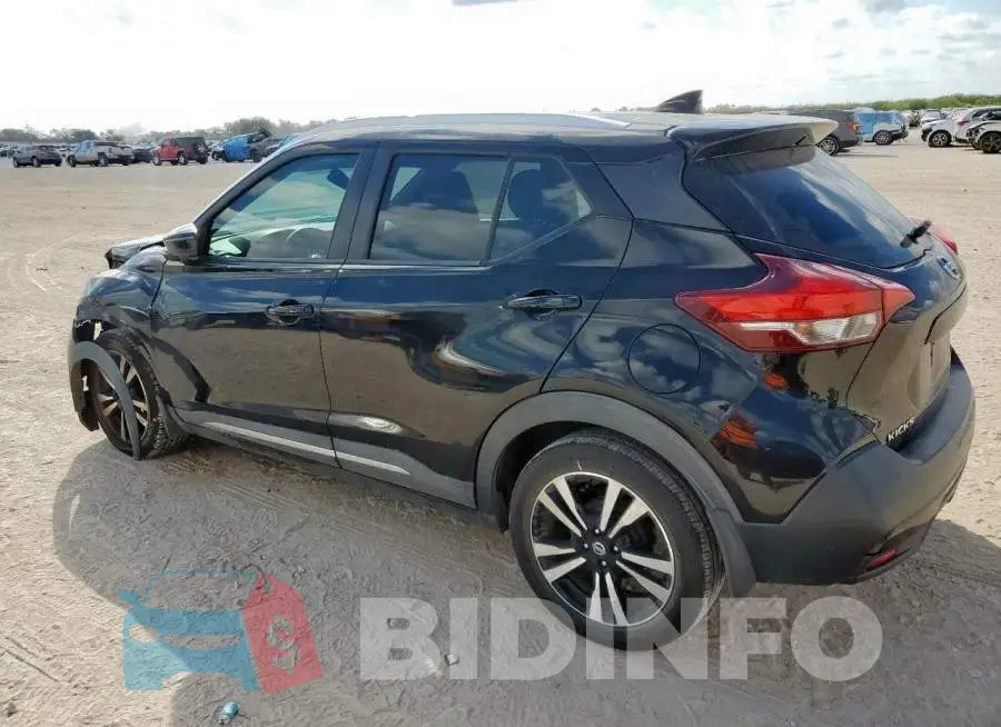 3N1CP5CU4JL513392 Photo# 2